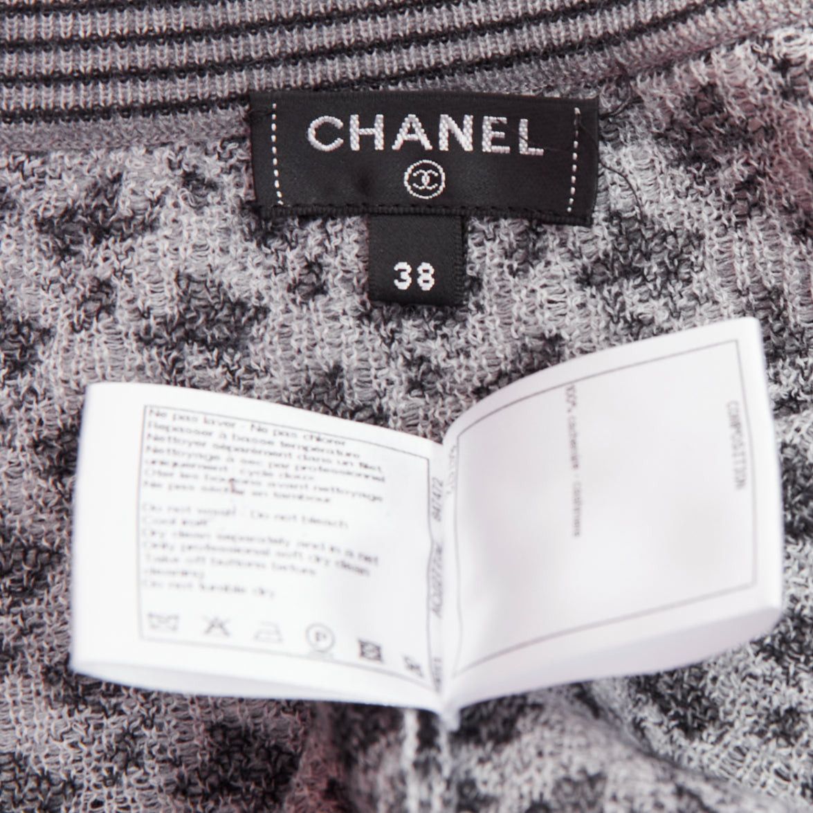 Chanel CHANEL black white cashmere velvet buttons crew cardigan FR38 M Size M / US 6-8 / IT 42-44 - 9 Thumbnail