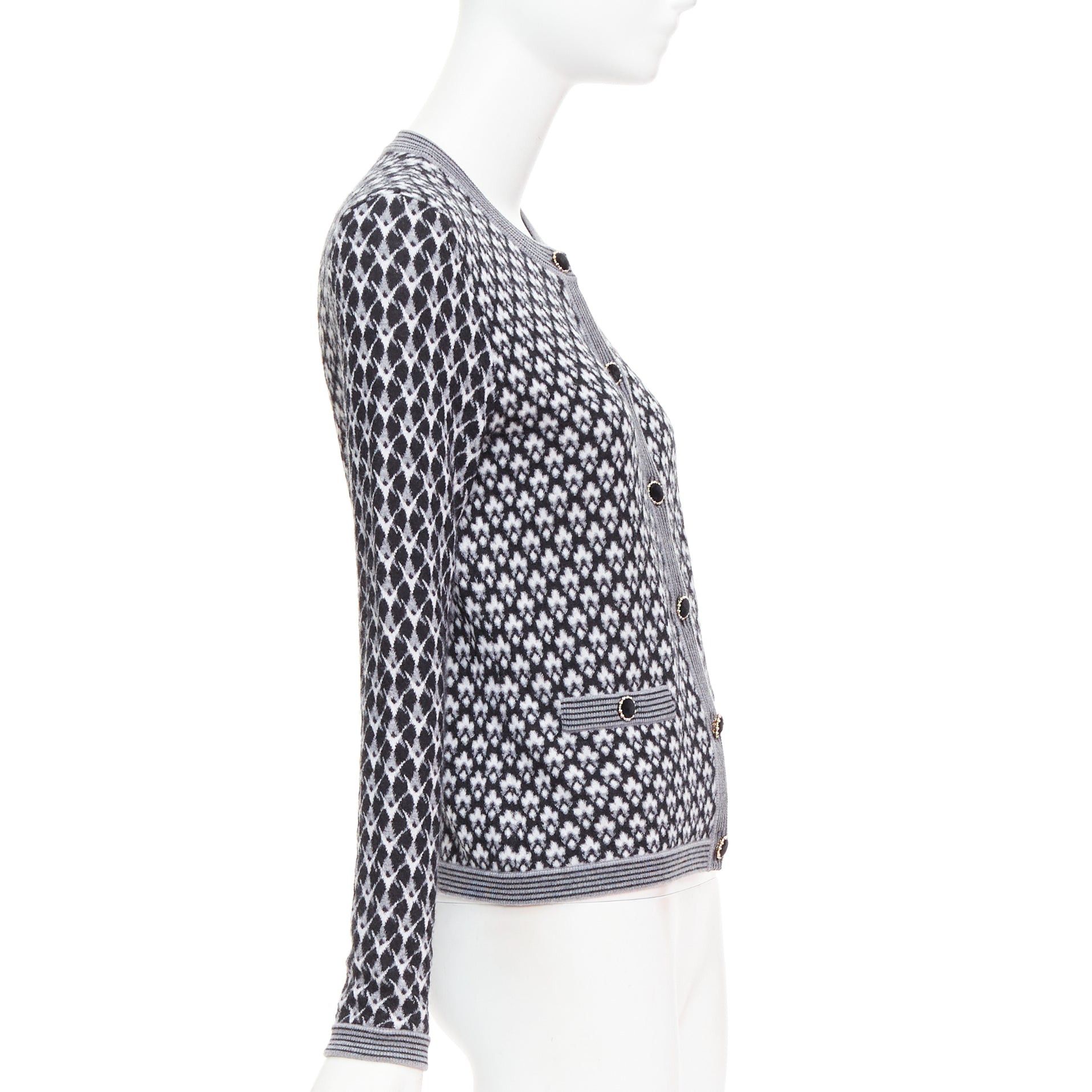 Chanel CHANEL black white cashmere velvet buttons crew cardigan FR38 M Size M / US 6-8 / IT 42-44 - 5 Thumbnail