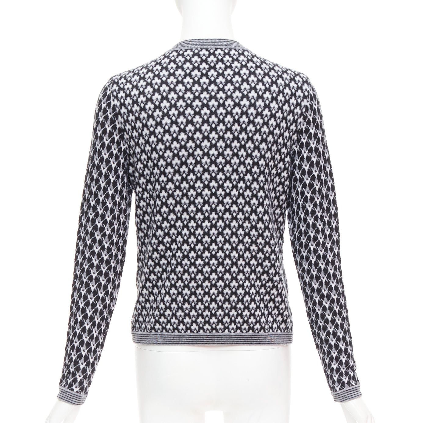 Chanel CHANEL black white cashmere velvet buttons crew cardigan FR38 M Size M / US 6-8 / IT 42-44 - 6 Thumbnail
