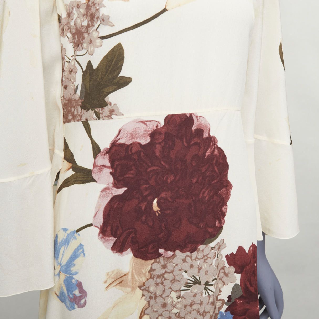 Valentino VALENTINO 2016 Runway cream floral print cape back ruffle sleeve dress Size S / US 4 / IT 40 - 2 Thumbnail