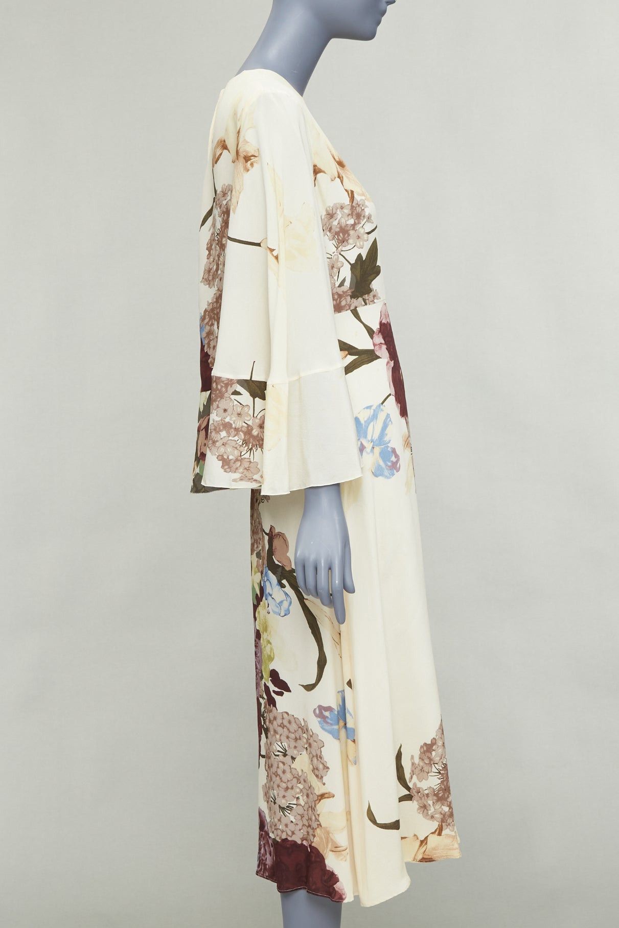 Valentino VALENTINO 2016 Runway cream floral print cape back ruffle sleeve dress Size S / US 4 / IT 40 - 4 Thumbnail