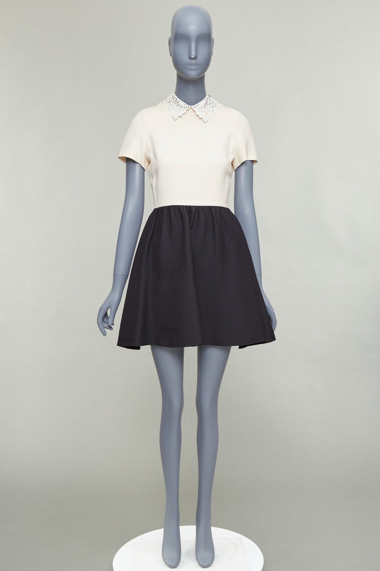 Valentino VALENTINO cream black silver studded leather collar bicolor cocktail dress Size ONE SIZE - 9 Thumbnail