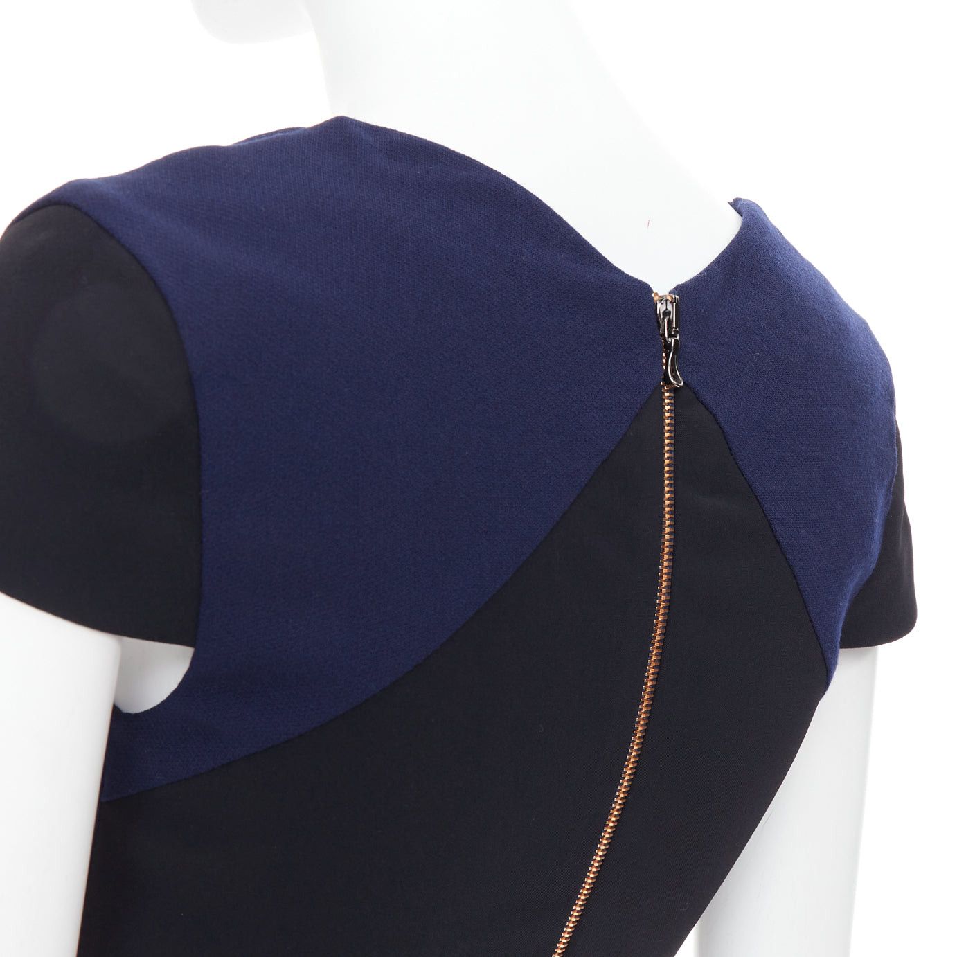 Roland Mouret ROLAND MOURET navy blue wool blend cap sleeve asymmetric shift dress UK6 XS Size XS / US 0-2 / IT 36-38 - 2 Thumbnail