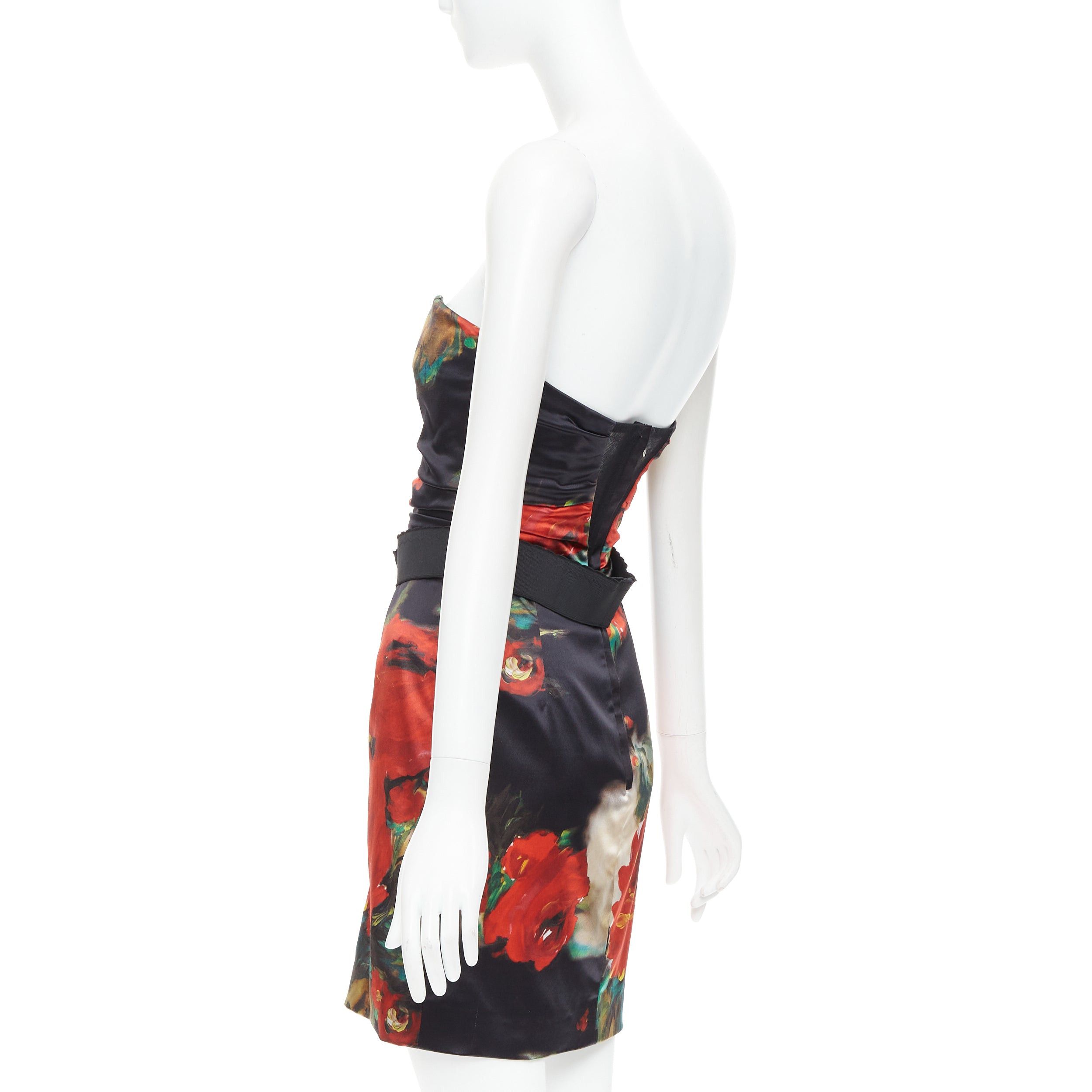 strapless open back dress Dolce & Gabbana // Black & Red Silk Floral Dress – VSP Consignment