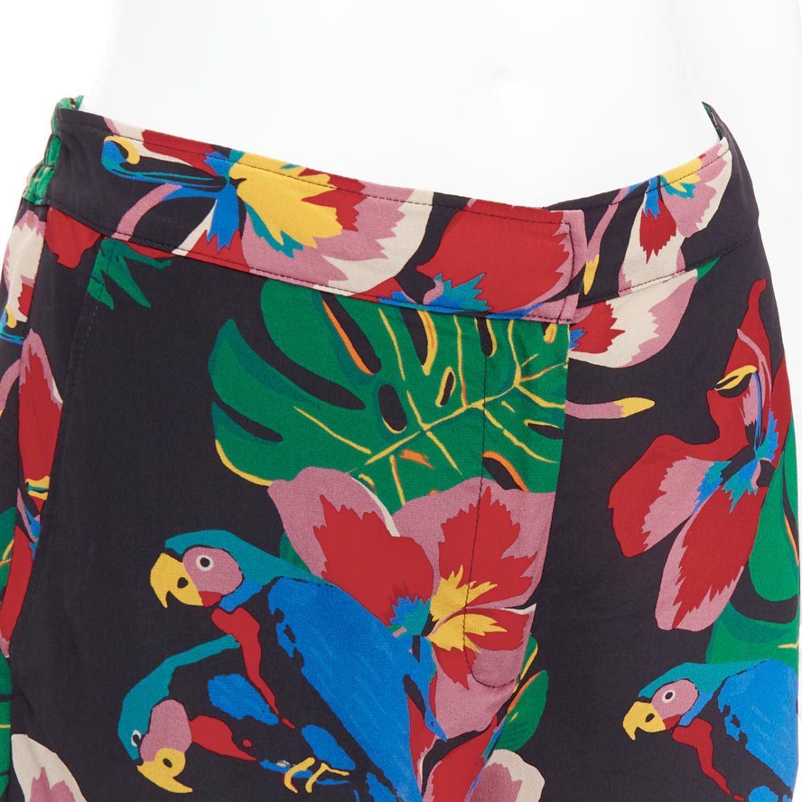 Valentino VALENTINO Hawaiian Couure 100% silk crepe parrot floral print high shorts S Size 27" / US 4 / IT 40 - 2 Thumbnail