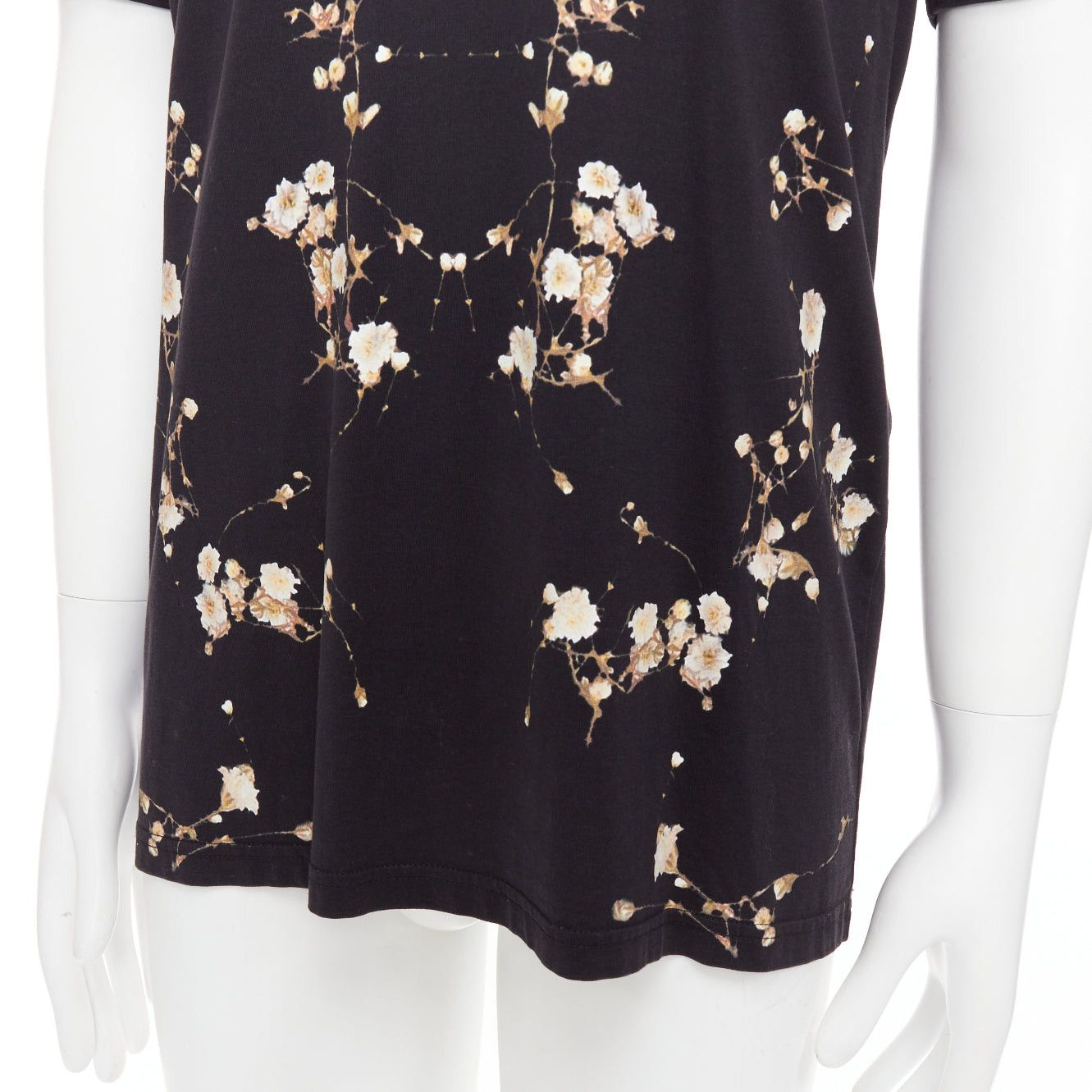 Givenchy GIVENCHY black cotton babys breath floral print crew tshirt S Size M / US 6-8 / IT 42-44 - 7 Thumbnail