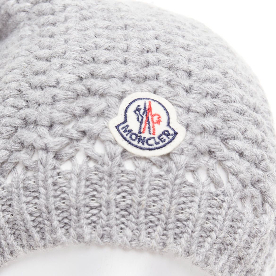 Moncler MONCLER grey fur pom pom cream logo heavy knit beanie hat Size ONE SIZE - 2 Thumbnail