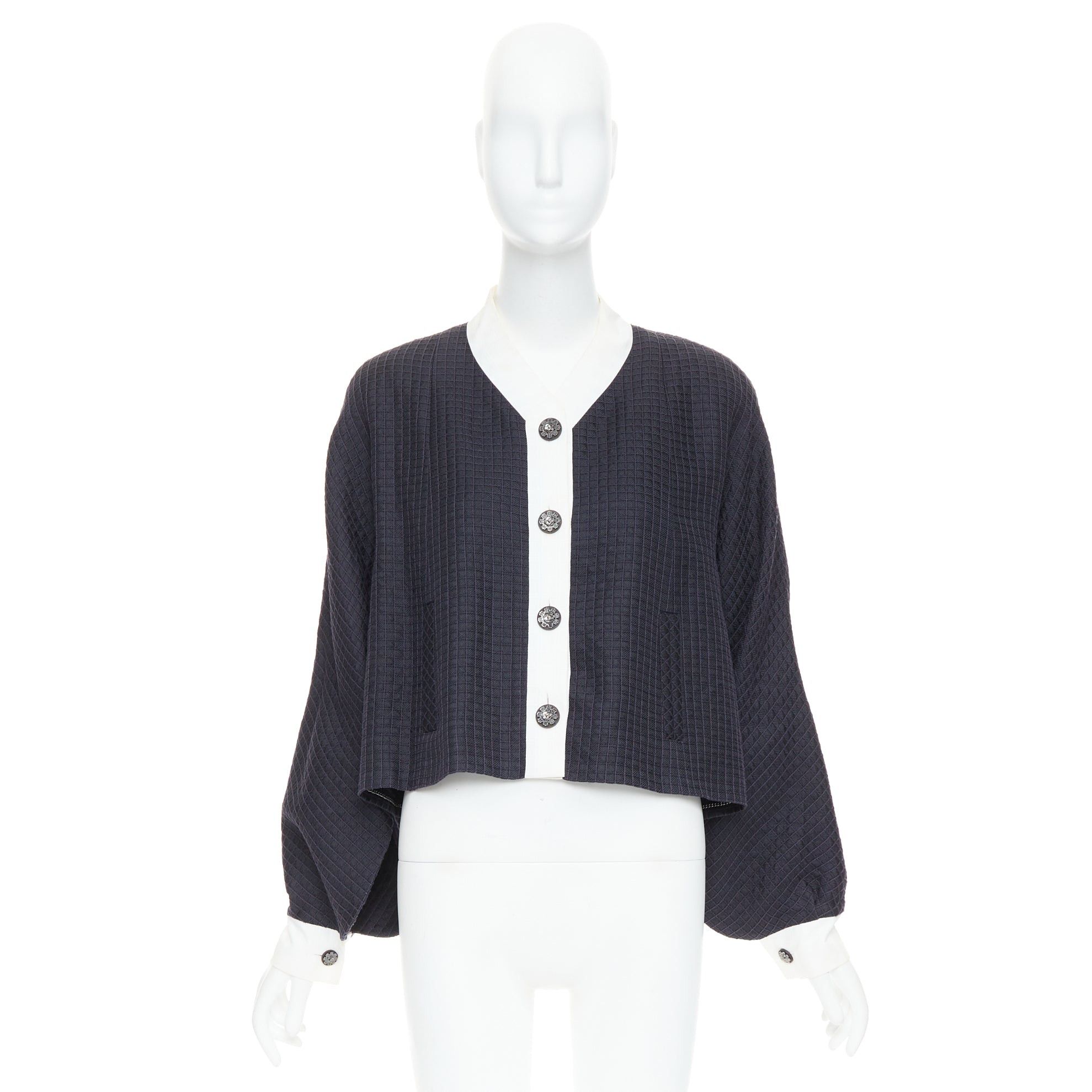 Chanel CHANEL 16C Paris Seoul Runway navy white silk cotton hanbok jacket FR36 S Size S / US 4 / IT 40 - 9 Thumbnail