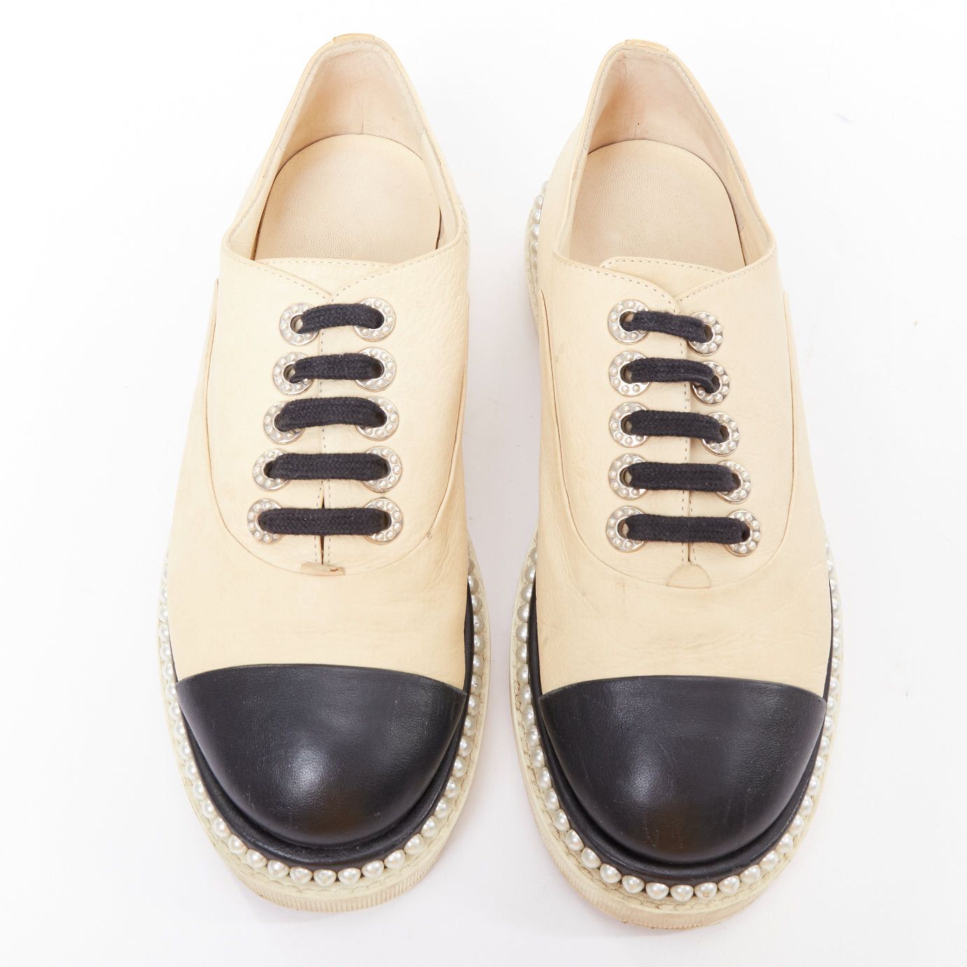Chanel CHANEL beige black monochrome leather faux pearl lace up derbies EU35.5 Size US 5.5 / IT 35.5 - 4 Thumbnail