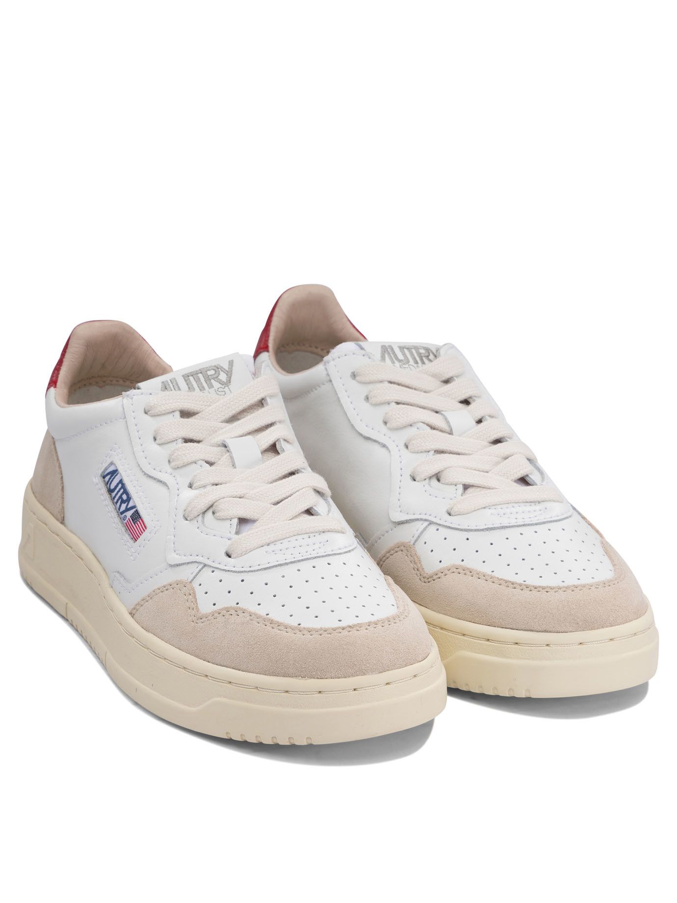 AUTRY Autry Medalist Low Sneakers IT 35 Women - USA Duties Paid Size US 5 / IT 35 - 2 Thumbnail