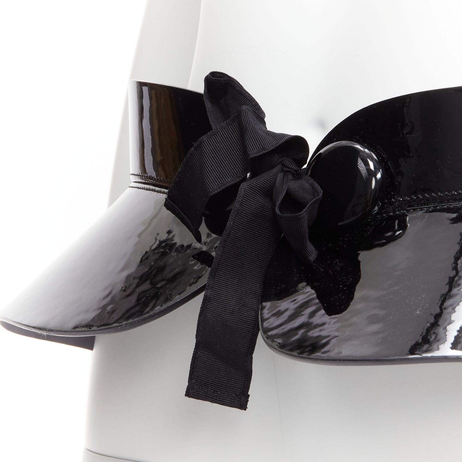 Louis Vuitton rare LOUIS VUITTON 2011 Runway Fetishes black patent leather ribbon tie peplum corset belt 85cm Size ONE SIZE - 2 Thumbnail