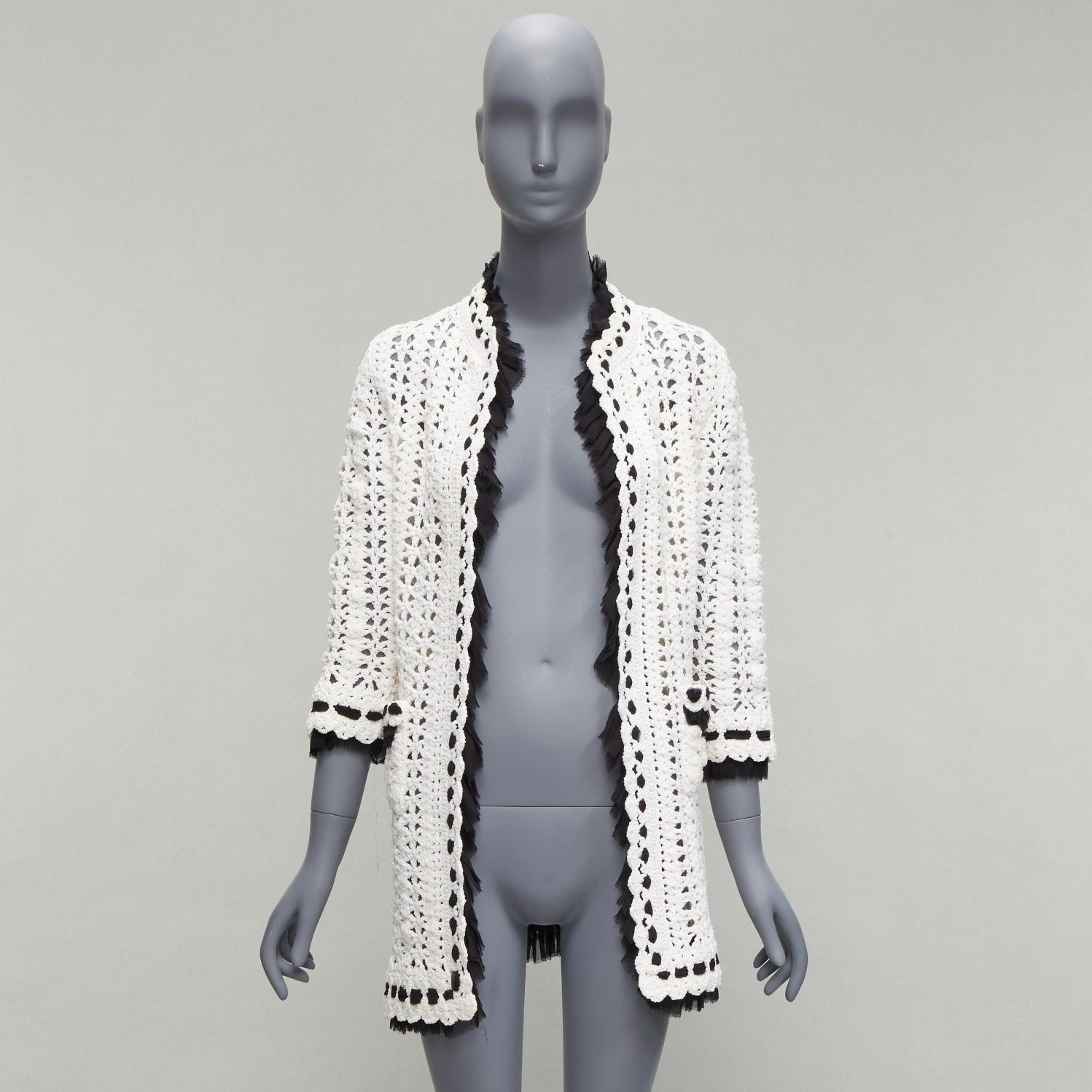 Chanel CHANEL 05P Runway cream crochet knit black silk trim cardigan coat FR38 M Size M / US 6-8 / IT 42-44 - 9 Thumbnail