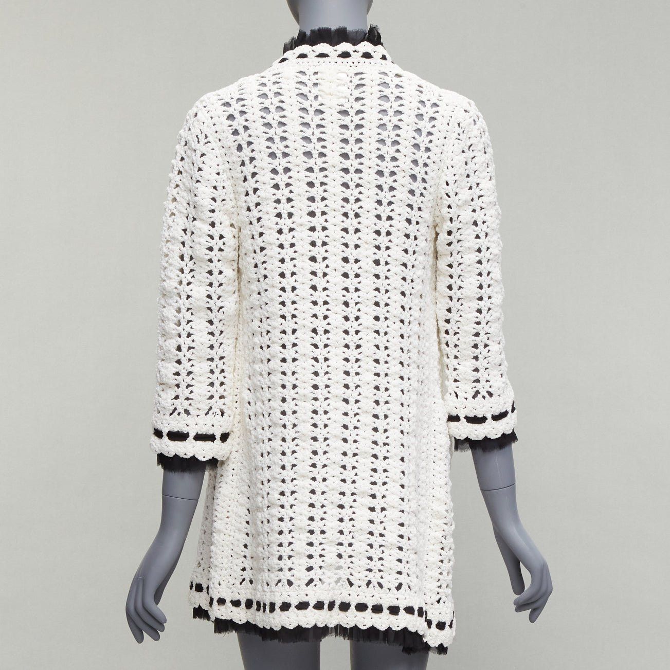 Chanel CHANEL 05P Runway cream crochet knit black silk trim cardigan coat FR38 M Size M / US 6-8 / IT 42-44 - 5 Thumbnail