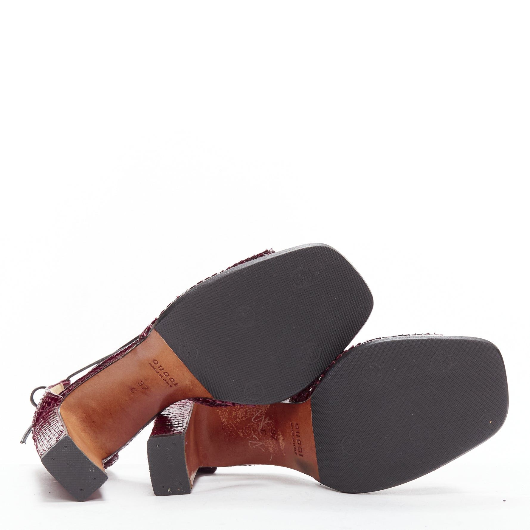 Gucci GUCCI Tom Ford Vintage 1996 red scaled leather silver Horsebit heels EU37 Size US 7 / IT 37 - 11 Thumbnail