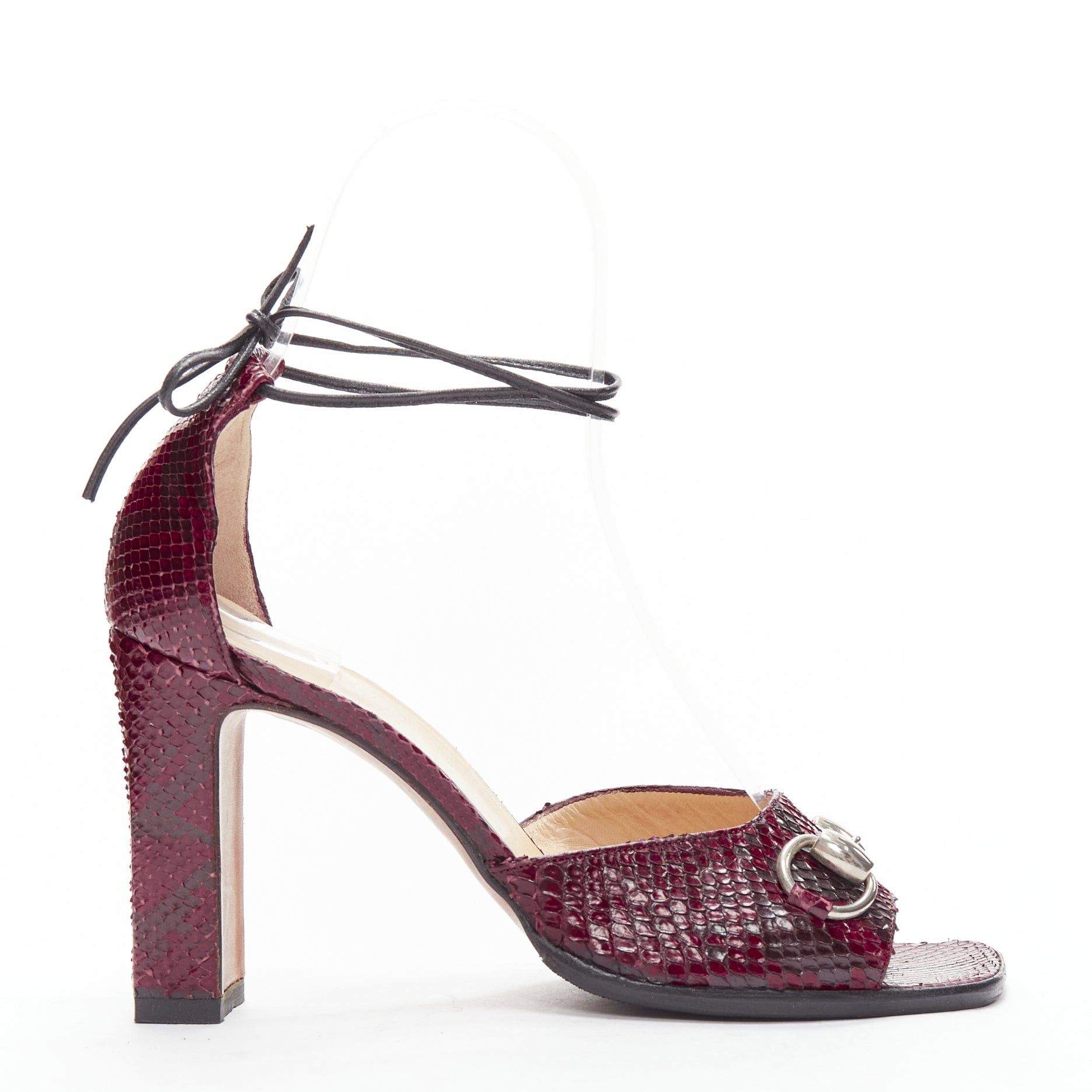 Gucci GUCCI Tom Ford Vintage 1996 red scaled leather silver Horsebit heels EU37 Size US 7 / IT 37 - 2 Thumbnail