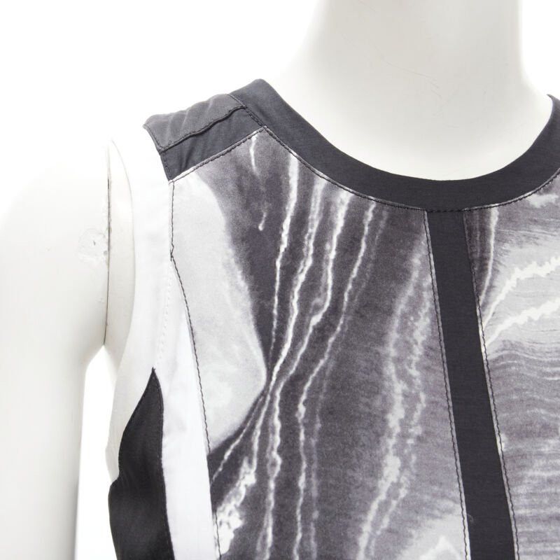 Helmut Lang HELMUT LANG black white abstract print paneled dress US0 XS Size XS / US 0-2 / IT 36-38 - 7 Thumbnail