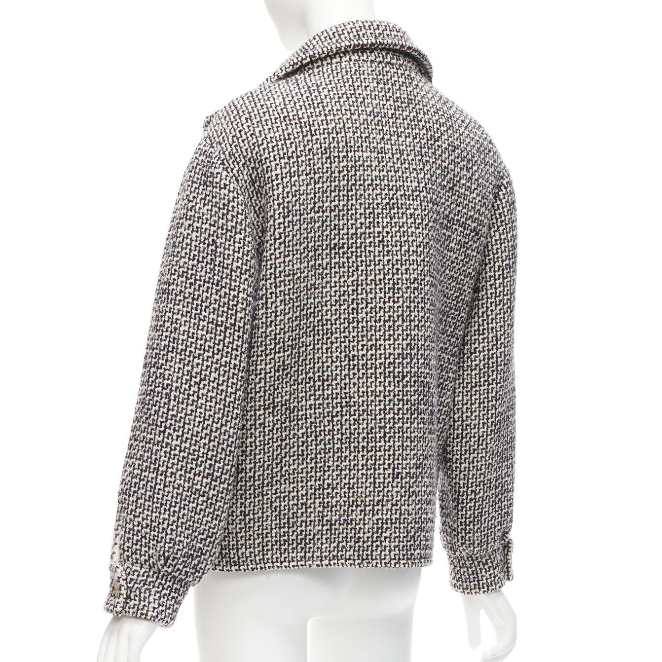 Chanel CHANEL Reversible black white wool tweed CC logo padded puffer jacket FR36 S Size S / US 4 / IT 40 - 7 Thumbnail
