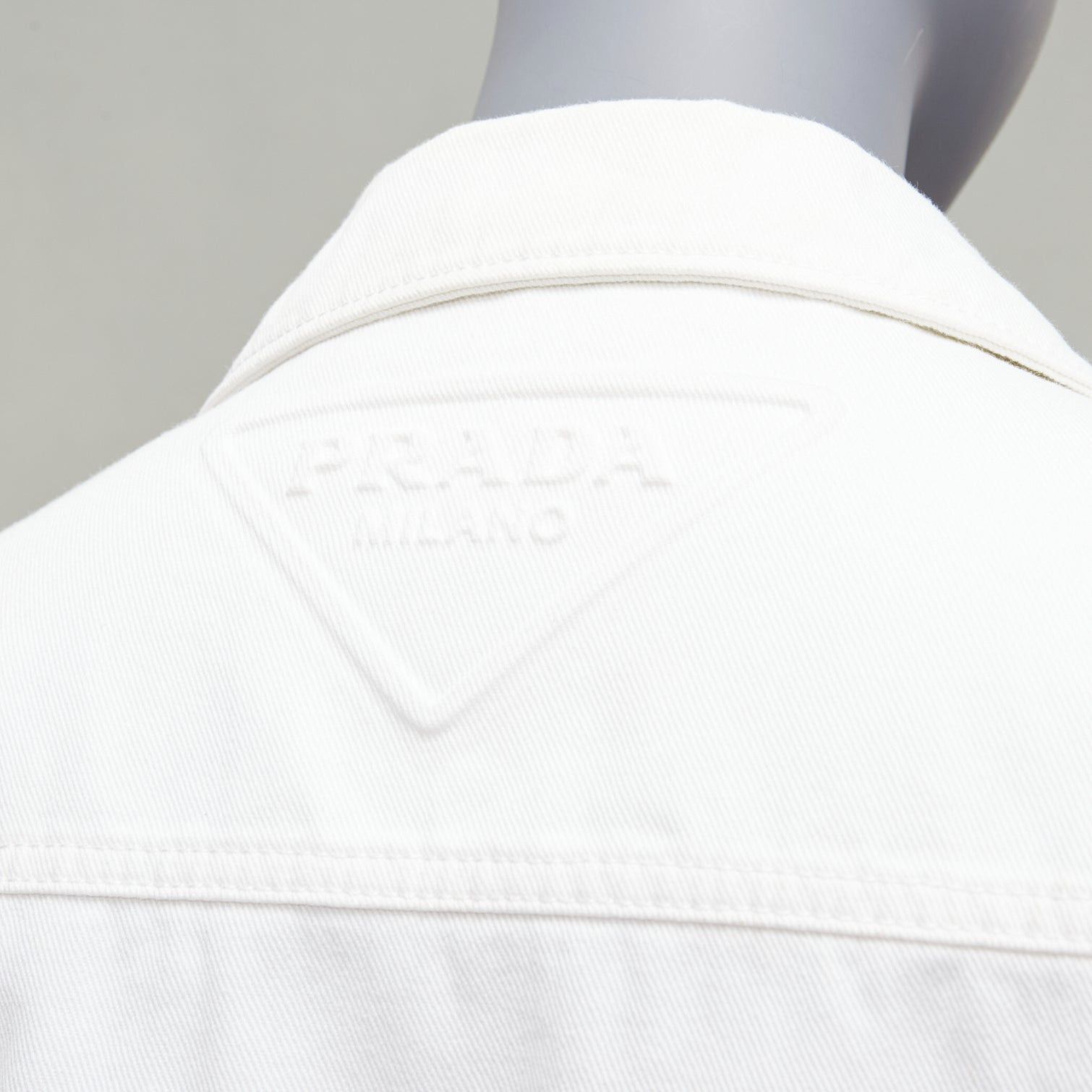 Prada PRADA 2021 white denim 3D logo back pocketed cropped zip up jacket M Size M / US 6-8 / IT 42-44 - 2 Thumbnail