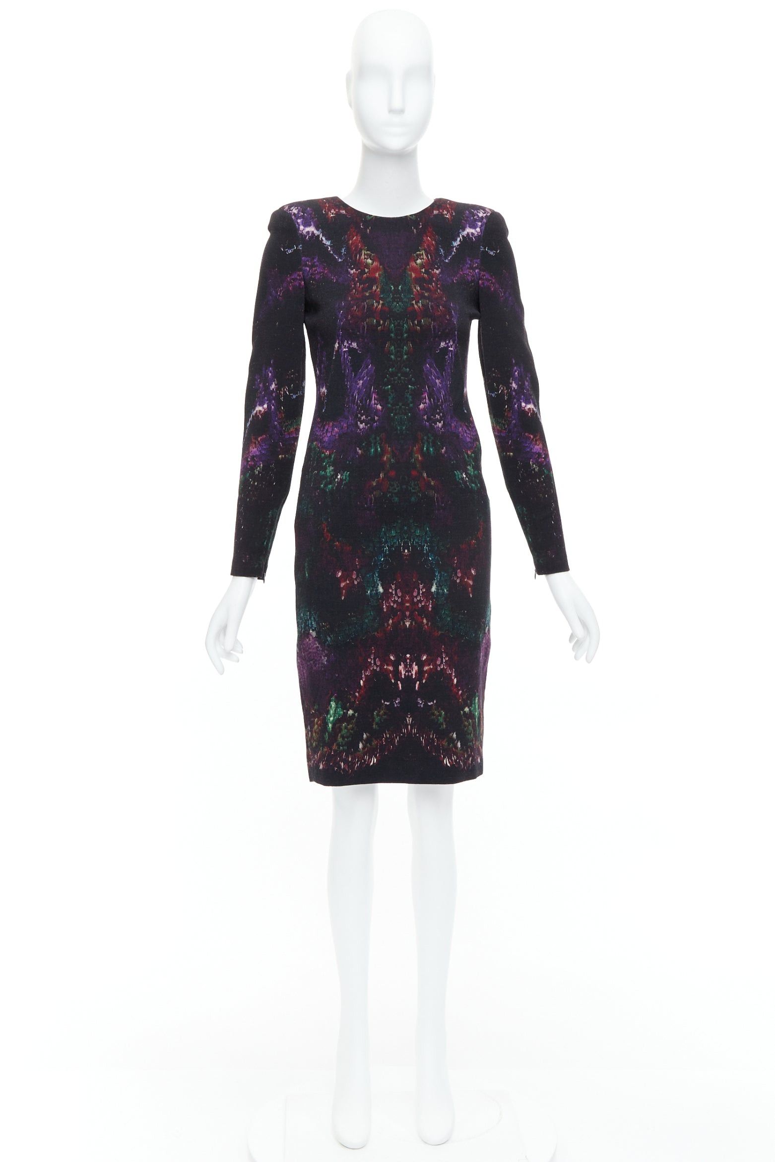 Alexander McQueen ALEXANDER MCQUEEN 2014 black purple wool blend feather print sheath dress IT38 XS Size XS / US 0-2 / IT 36-38 - 9 Thumbnail