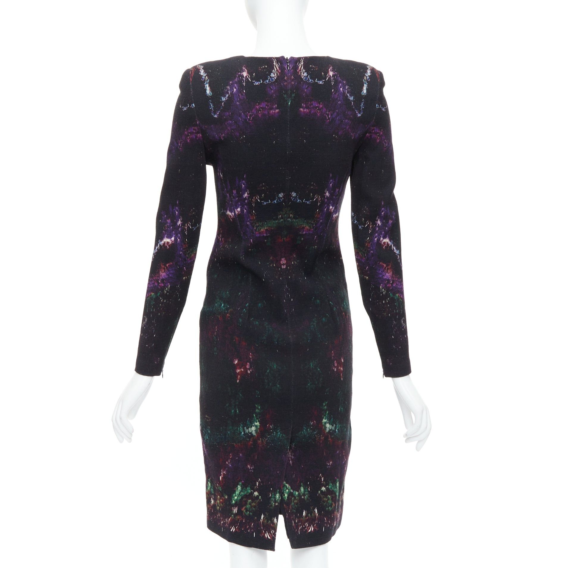 Alexander McQueen ALEXANDER MCQUEEN 2014 black purple wool blend feather print sheath dress IT38 XS Size XS / US 0-2 / IT 36-38 - 5 Thumbnail