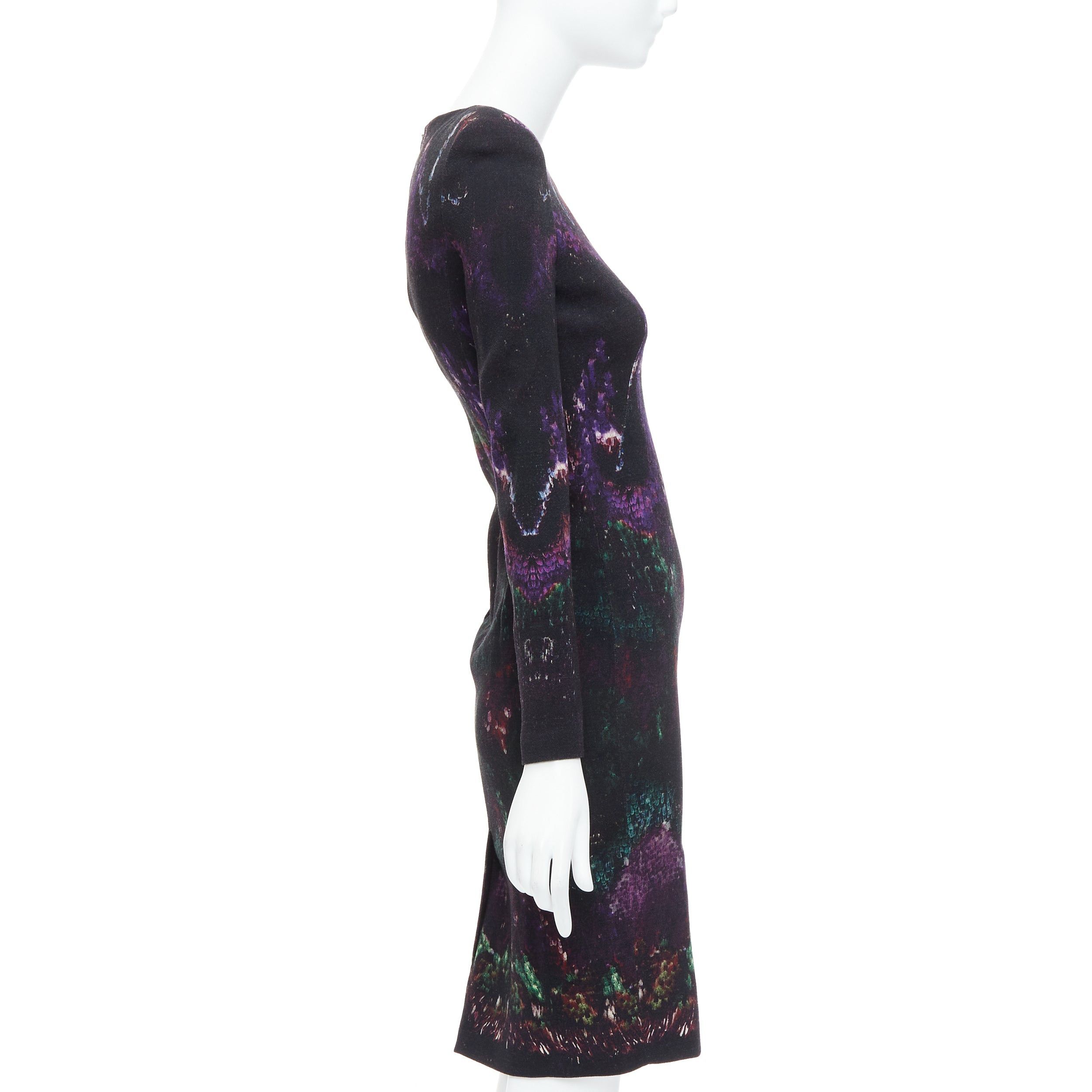 Alexander McQueen ALEXANDER MCQUEEN 2014 black purple wool blend feather print sheath dress IT38 XS Size XS / US 0-2 / IT 36-38 - 4 Thumbnail