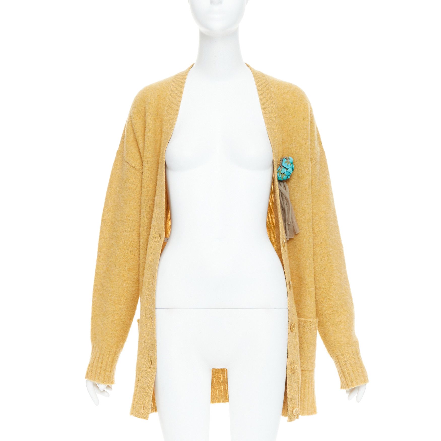 Gucci GUCCI 2020 100% wool yellow blue floral brooch oversized cardigan M Size M / US 6-8 / IT 42-44 - 3 Thumbnail