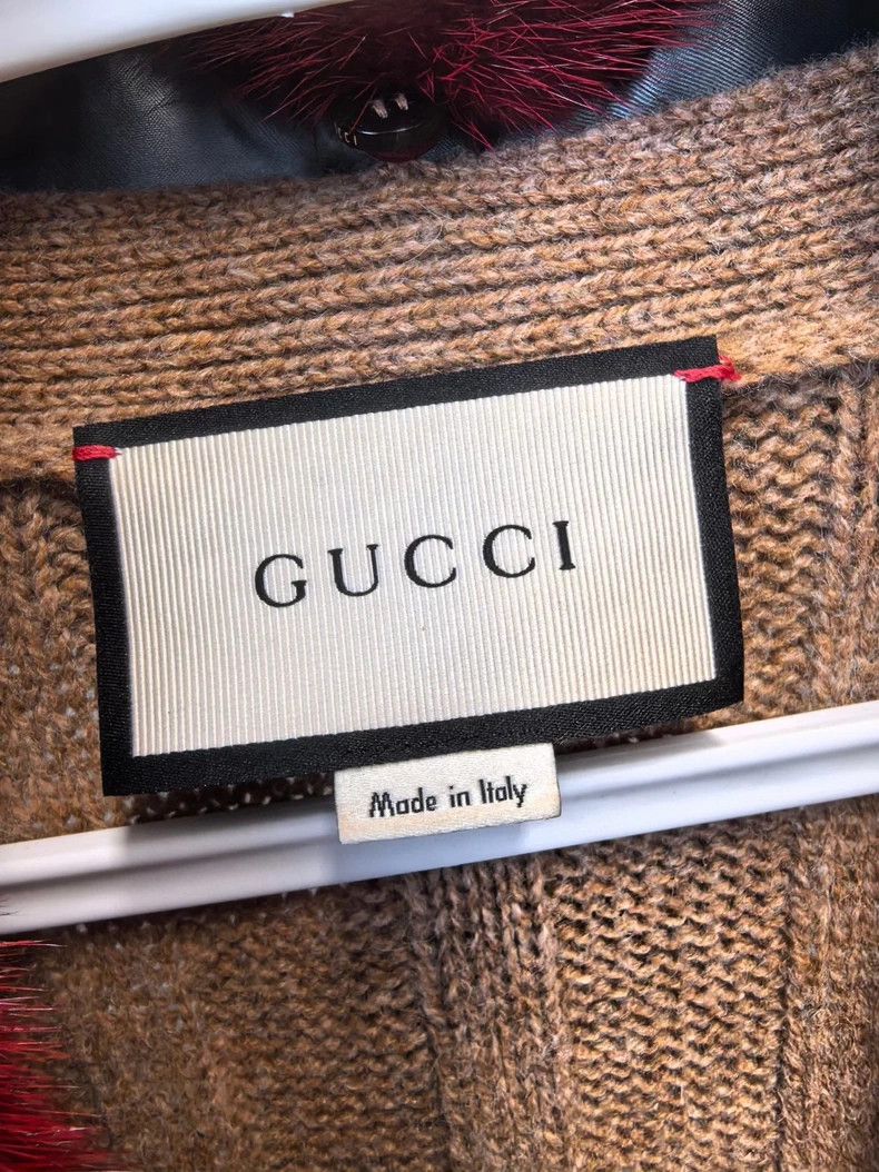 Gucci Gucci Fox Fur Collar Long Sweater M - dmc Size US M / EU 48-50 / 2 - 5 Thumbnail