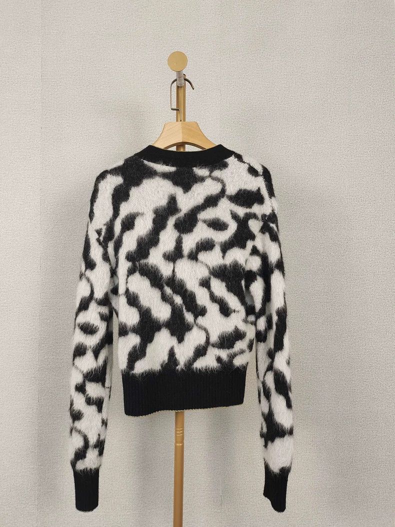 Chanel Chanel Black White Mohair Sweater - dmc Size US XS / EU 42 / 0 - 2 Thumbnail