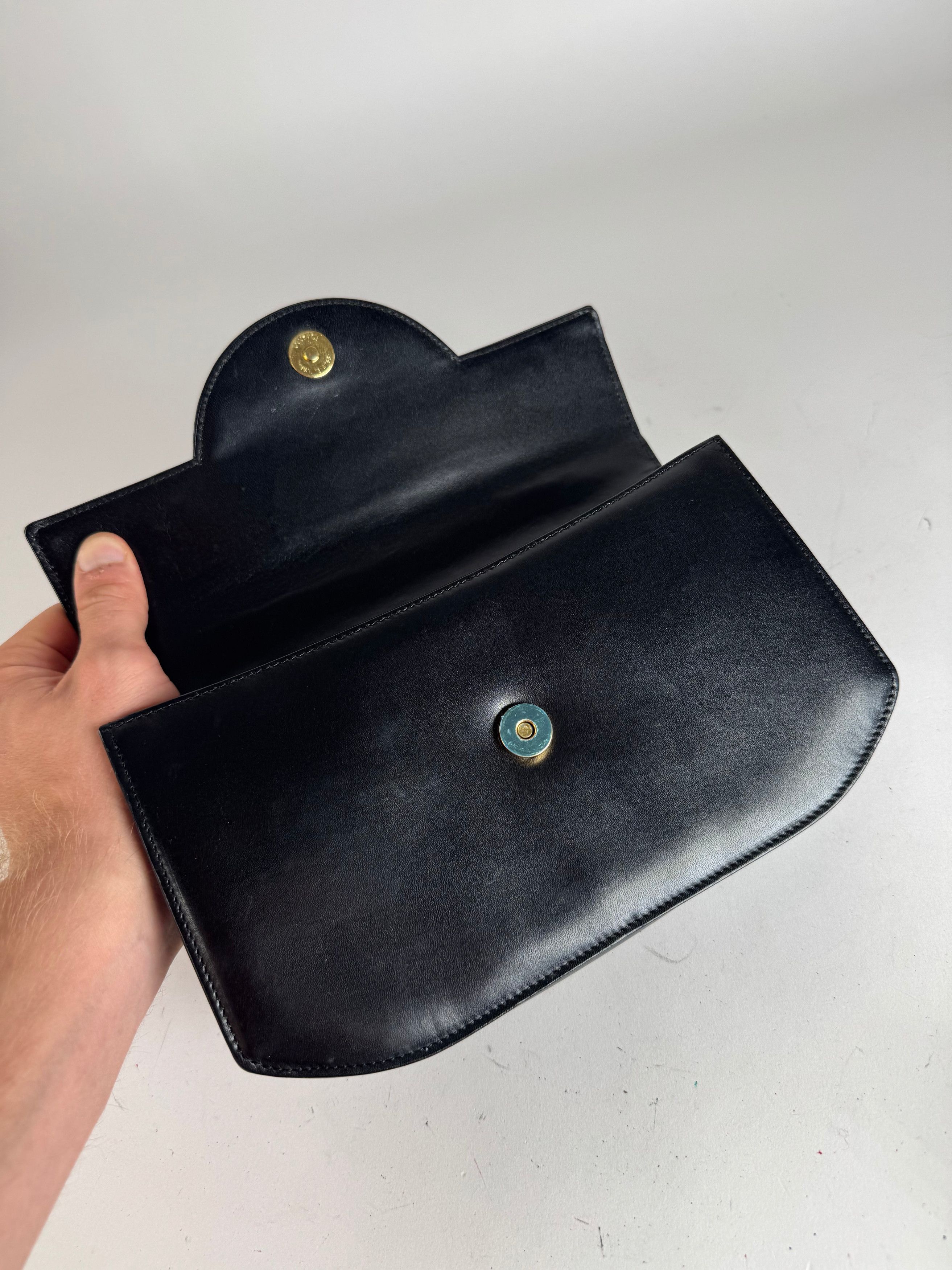 Givenchy Vintage Leather Handbag Black Size ONE SIZE - 3 Thumbnail