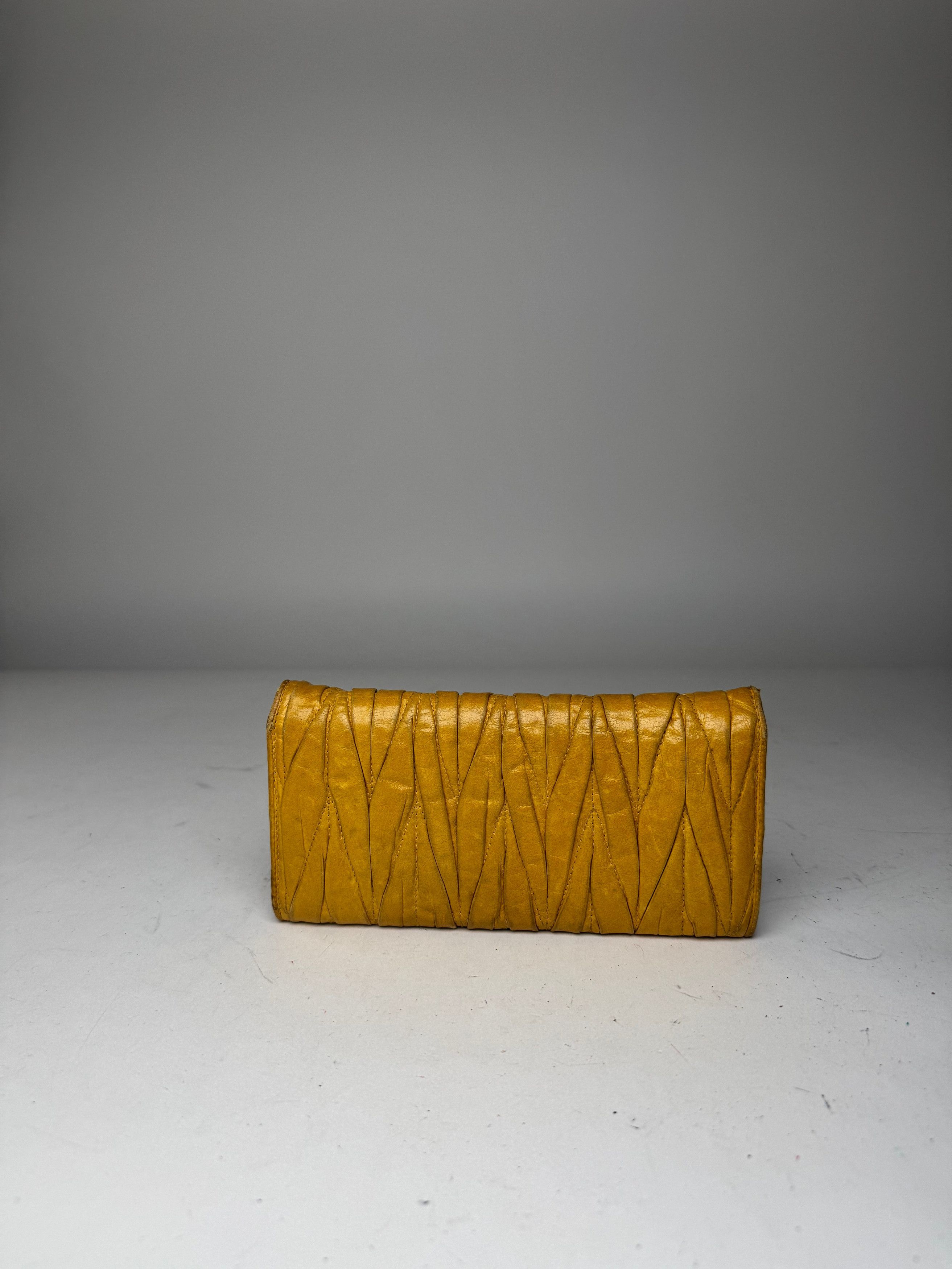 Miu Miu Vintage Metalassee Leather Wallet Yellow Size ONE SIZE - 10 Thumbnail