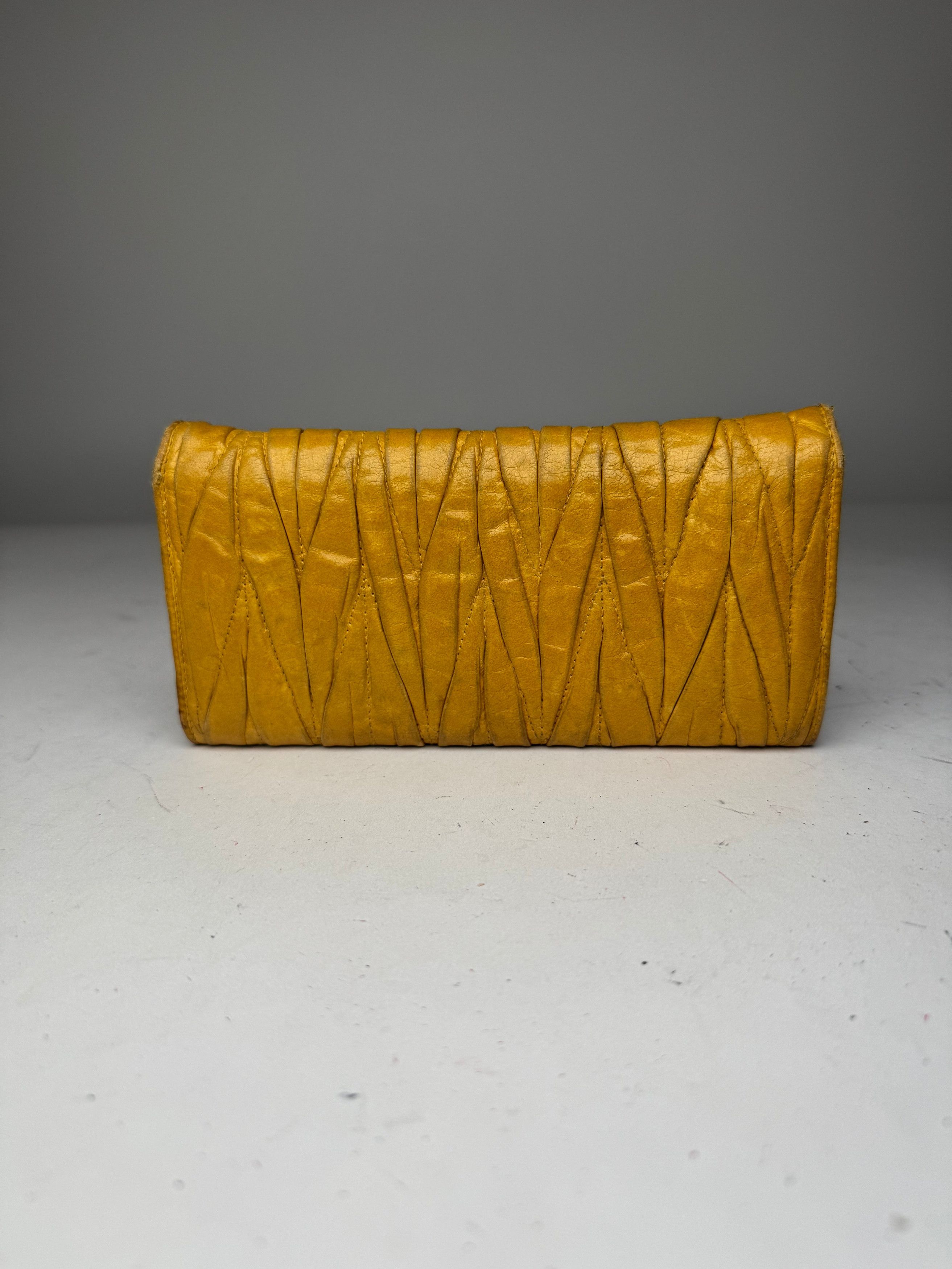 Miu Miu Vintage Metalassee Leather Wallet Yellow Size ONE SIZE - 2 Thumbnail