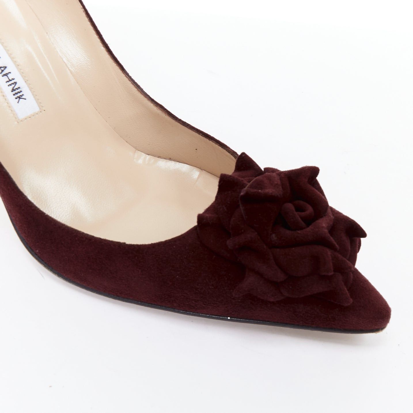 Manolo Blahnik MANOLO BLAHNIK Lisa burgundy suede flower applique pumps EU39 Size US 9 / IT 39 - 7 Thumbnail