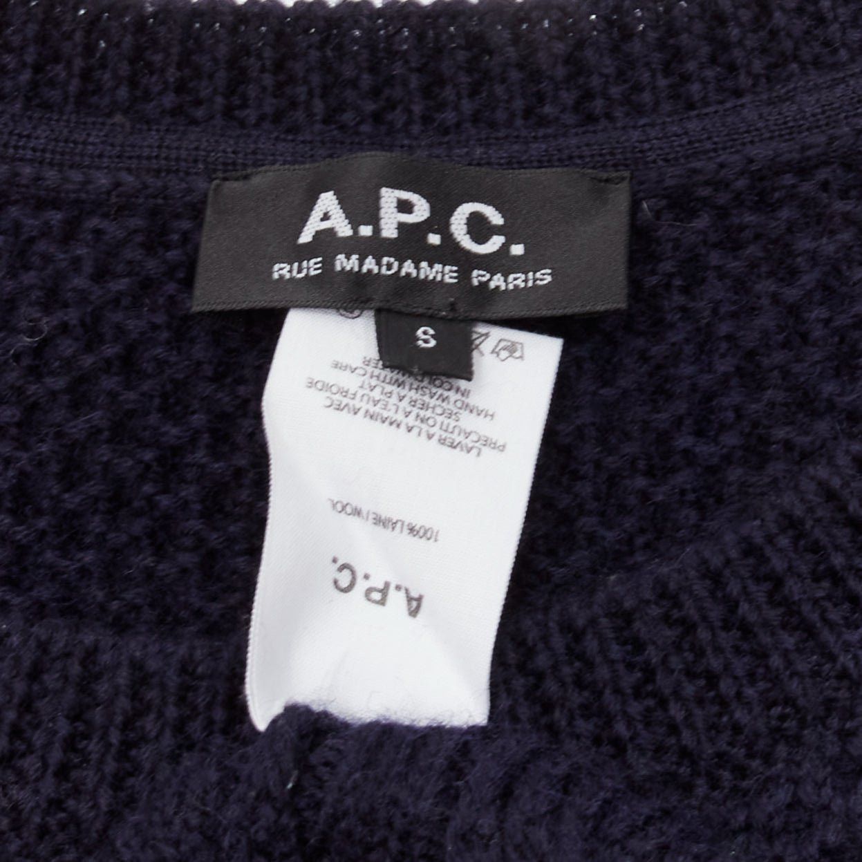 A.P.C. APC 100% wool navy blue fisherman cable knit crew neck long sleeve sweater S Size US S / EU 44-46 / 1 - 8 Thumbnail