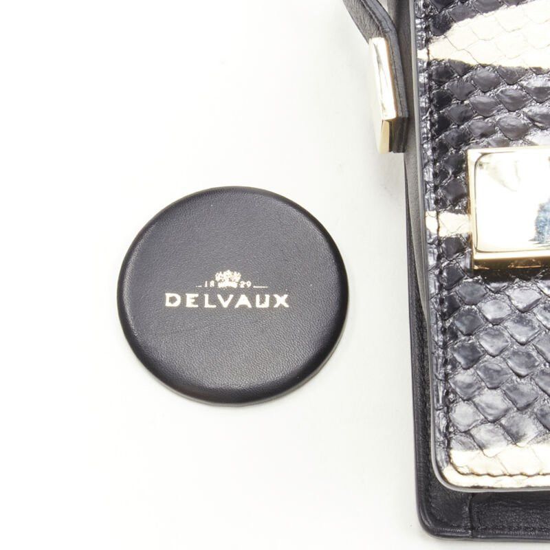 Delvaux rare DELVAUX Le Madame black gold spray painted scaled leather crossbody box bag Size ONE SIZE - 11 Thumbnail