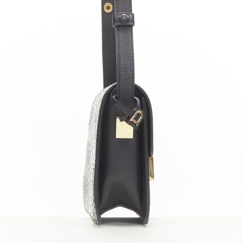Delvaux rare DELVAUX Le Madame black gold spray painted scaled leather crossbody box bag Size ONE SIZE - 4 Thumbnail