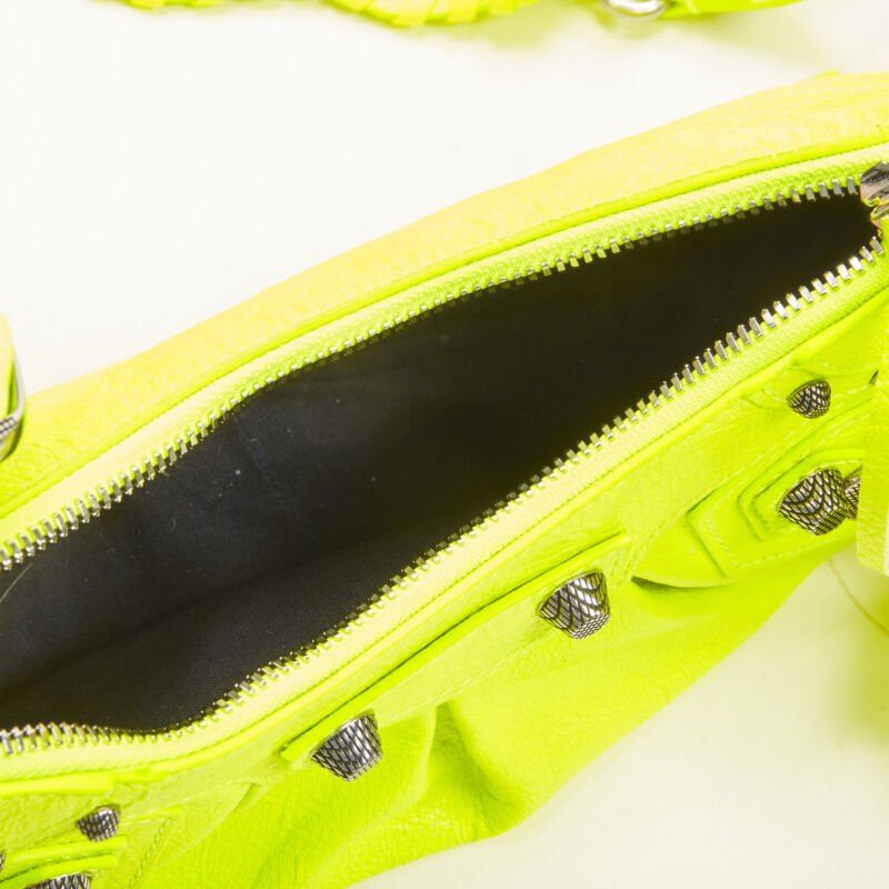 Balenciaga BALENCIAGA DEMNA LE Cagole XS neon yellow silver stud crossbody Motocross bag Size ONE SIZE - 10 Thumbnail