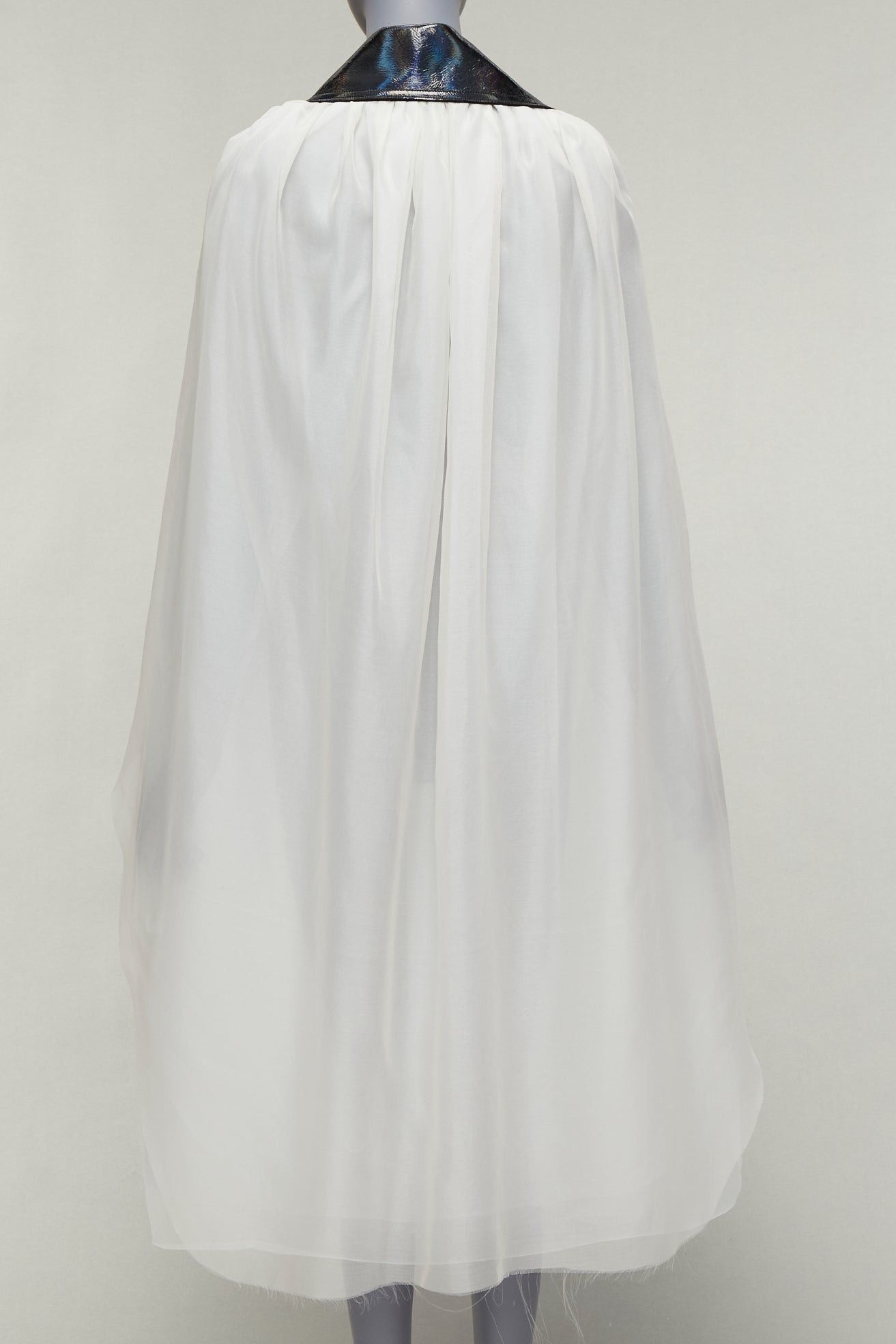 Maticevski MATICEVSKI 2019 Focus white 100% silk patent collar high low cape AU8 M Size M / US 6-8 / IT 42-44 - 5 Thumbnail