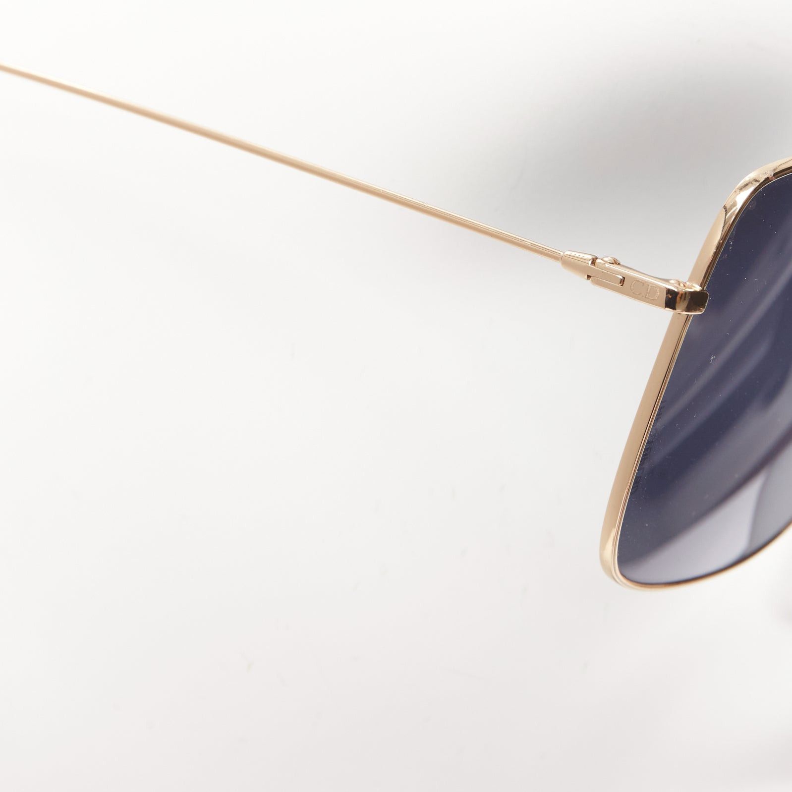 Dior CHRISTIAN DIOR LKSA9 CD logo gold trim blue square frame sunnies Size ONE SIZE - 2 Thumbnail