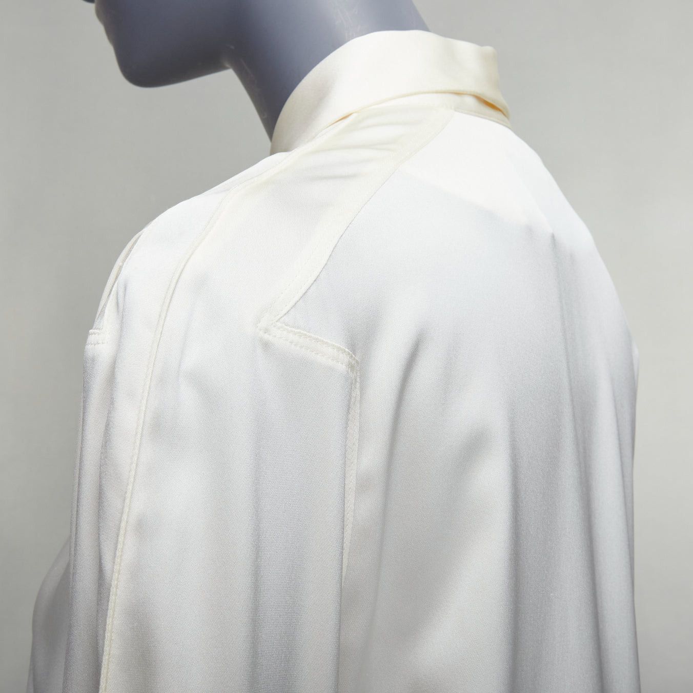 Bottega Veneta BOTTEGA VENETA 100% silk cream ruched raglan sleeves shirt IT36 XXS Size XS / US 0-2 / IT 36-38 - 2 Thumbnail