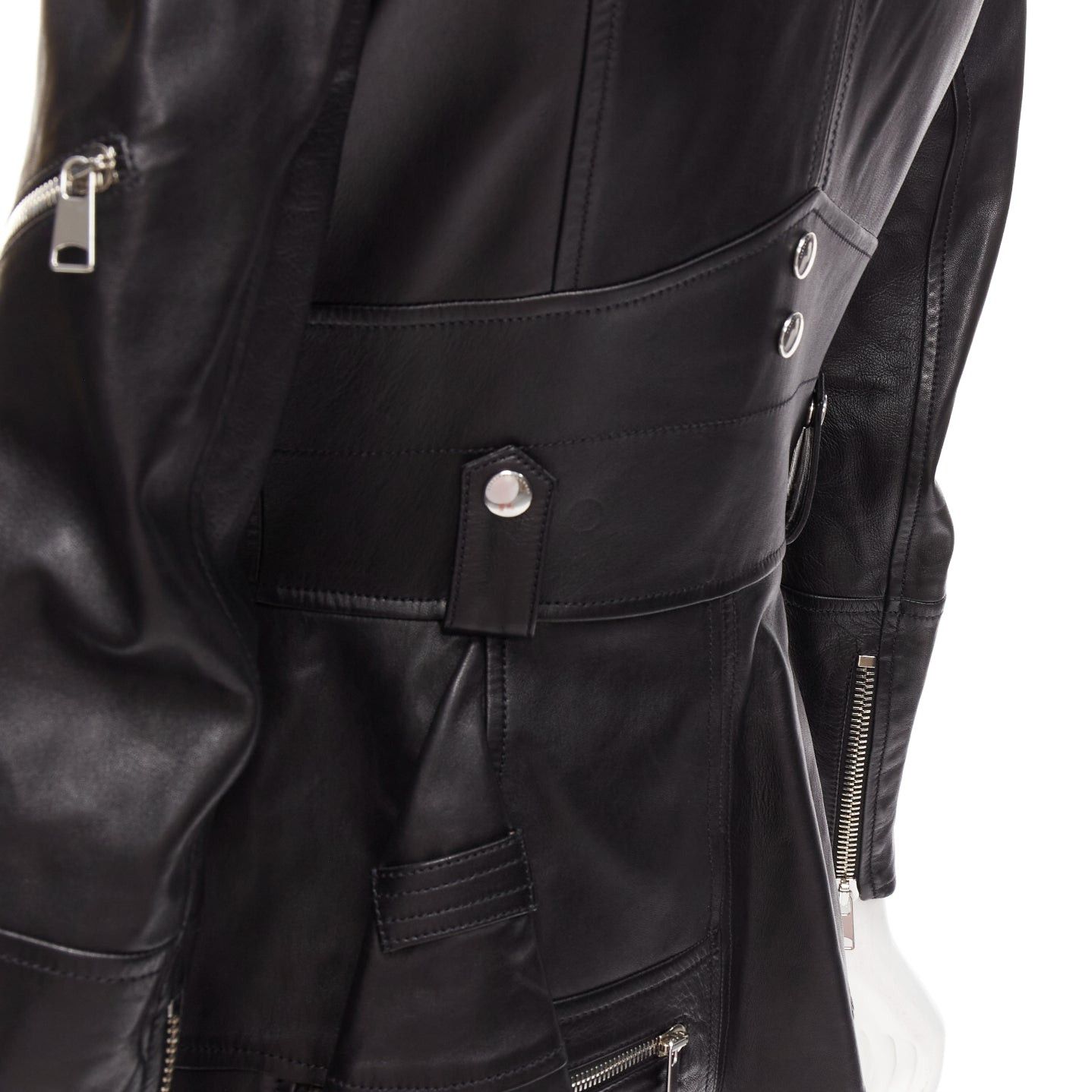 Alexander McQueen ALEXANDER MCQUEEN Runway black leather zip asymmetric hem biker jacket IT38 XS Size XS / US 0-2 / IT 36-38 - 8 Thumbnail