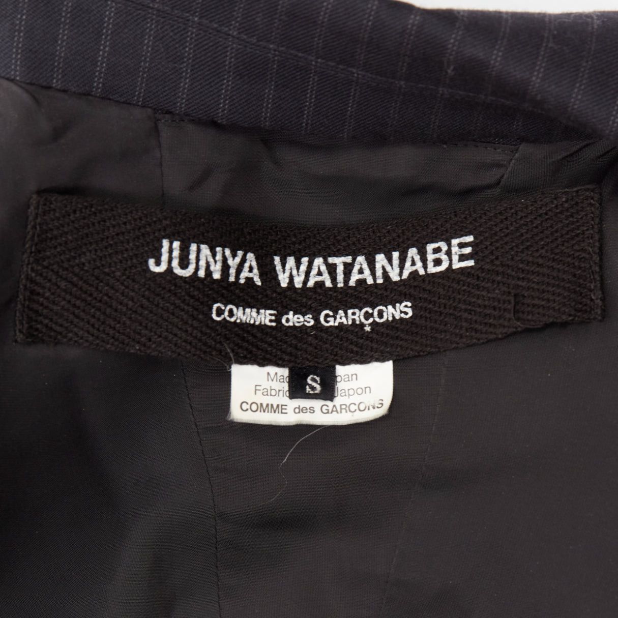 Junya Watanabe JUNYA WATANABE 2018 grey pinstripe wool blend cape sleeve boxy blazer S Size S / US 4 / IT 40 - 8 Thumbnail