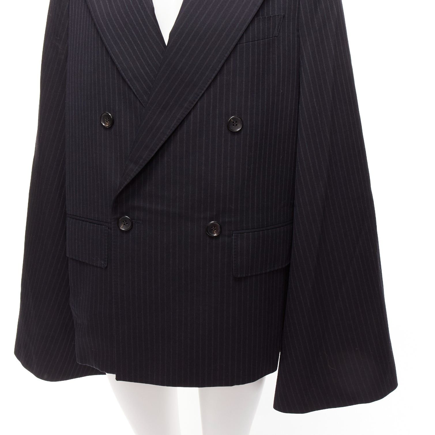 Junya Watanabe JUNYA WATANABE 2018 grey pinstripe wool blend cape sleeve boxy blazer S Size S / US 4 / IT 40 - 2 Thumbnail