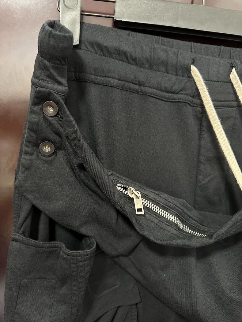 Rick Owens Drkshdw Rick Owens Drkshdw Multi-Pocket Cargo Pants - dmc Size US 26 / EU 42 - 2 Thumbnail