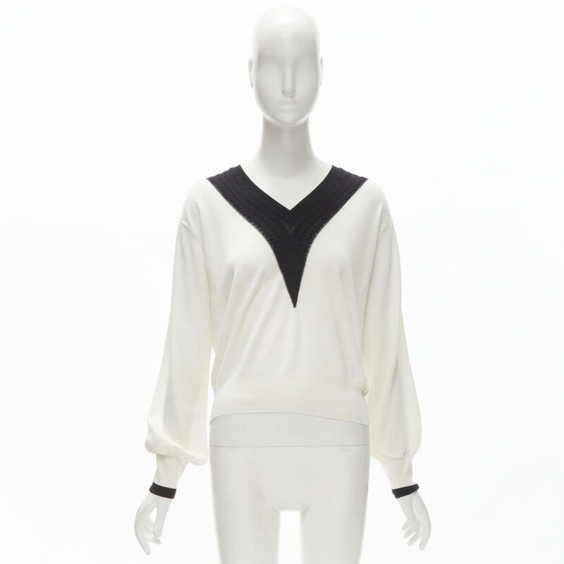 Chanel CHANEL 100% wool ivory white black intarsia chain schoolgirl sweater FR38 M Size M / US 6-8 / IT 42-44 - 10 Thumbnail