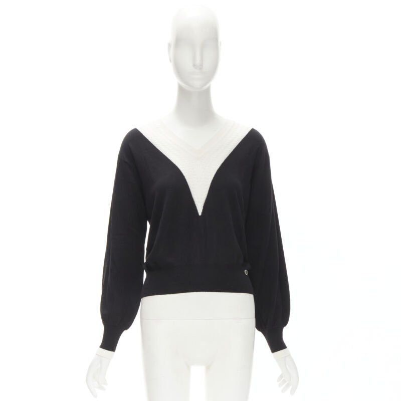 Chanel CHANEL 100% wool black white cable knit varsity collar CC charm sweater FR38 M Size M / US 6-8 / IT 42-44 - 10 Thumbnail