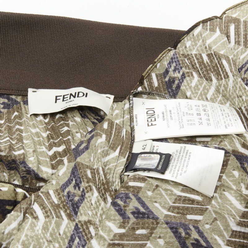 Fendi FENDI Roma Amor brown gold graphic print pleated plisse silk skirt IT42 M Size 28" / US 6 / IT 42 - 9 Thumbnail