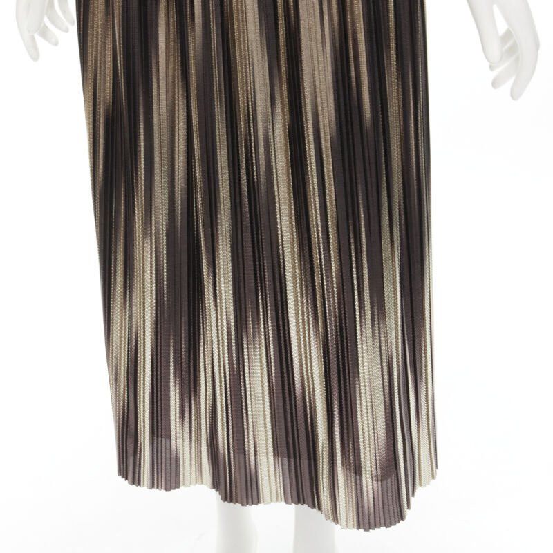 Alice + Olivia ALICE OLIVIA metallic gold pleated plisse midi skirt US8 M Size 30" / US 8 / IT 44 - 2 Thumbnail