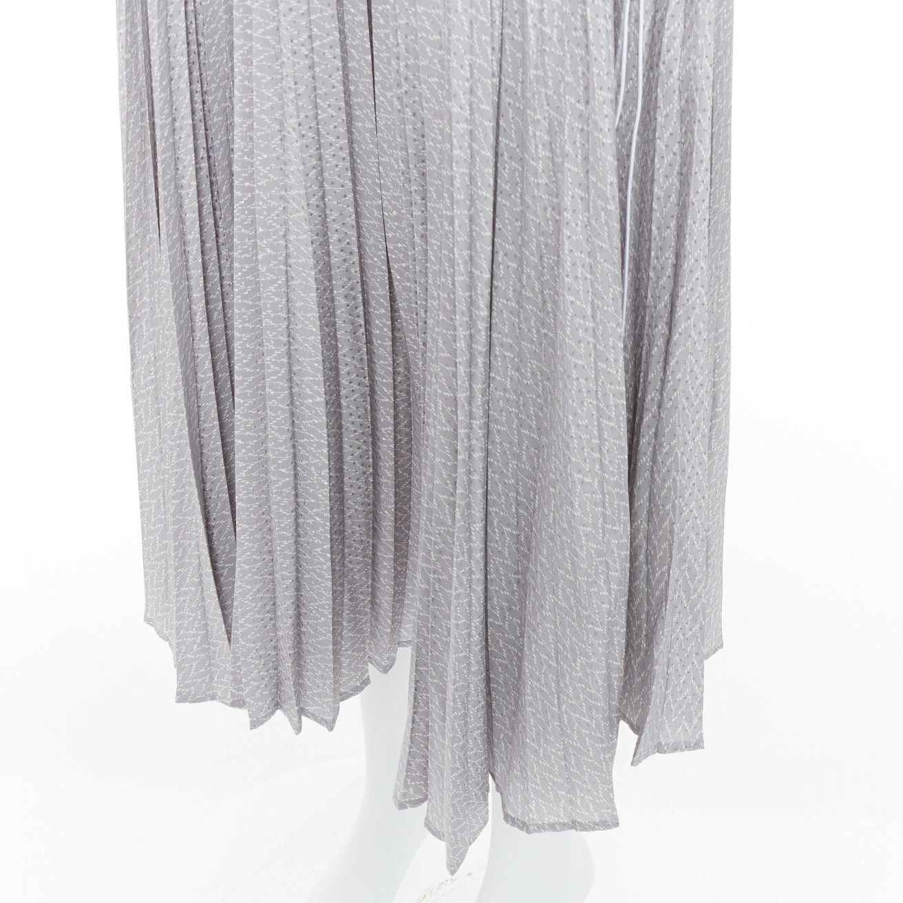 Fendi FENDI 100% silk grey pleated 3D polka dots drawstring midi skirt IT38 XS Size 26" / US 2 / IT 38 - 7 Thumbnail