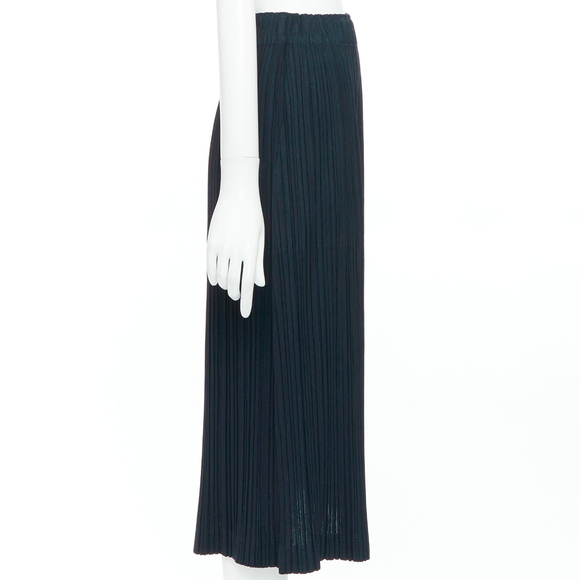 Issey Miyake ISSEY MIYAKE Pleats Please wool blend pleated plisse slit back skirt JP3 L Size 30" / US 8 / IT 44 - 4 Thumbnail