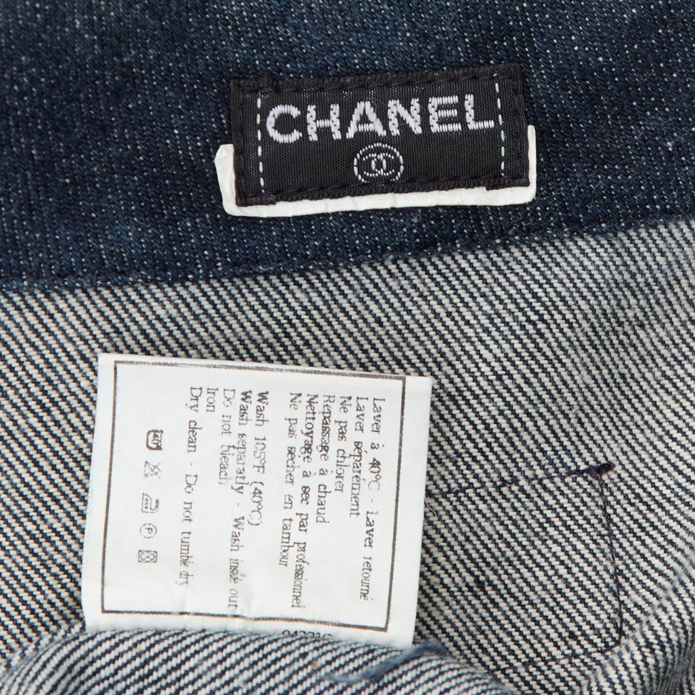 Chanel CHANEL Vintage dark indigo denim CC logo buttons blazer Size S / US 4 / IT 40 - 8 Thumbnail